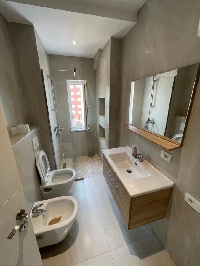 Downtown View Modern Apartment 티라나 외부 사진