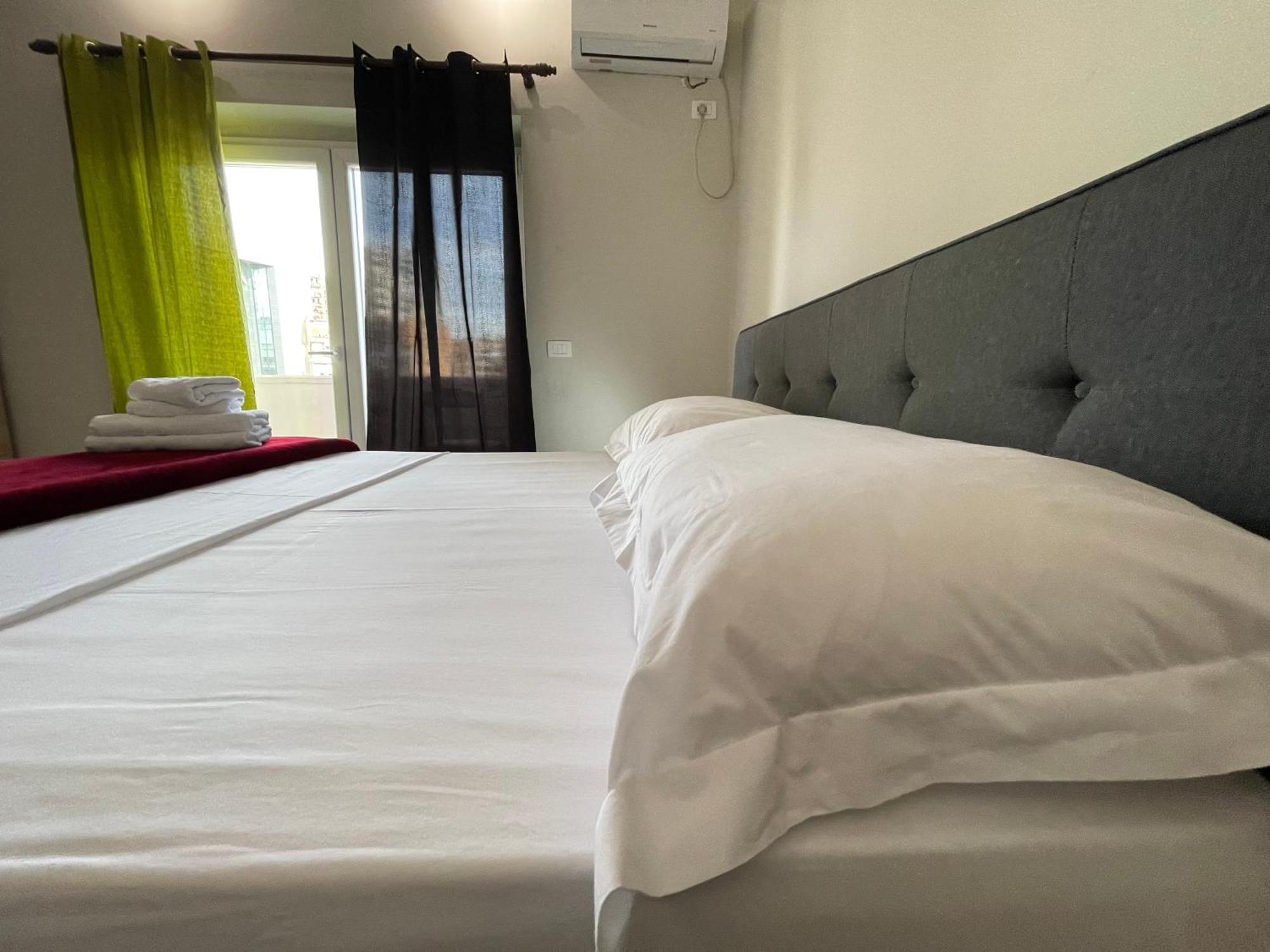 Downtown View Modern Apartment 티라나 외부 사진